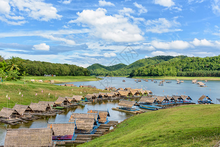 竹筏小屋漂浮的竹筏背景