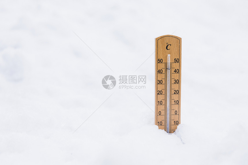 气象指标显示仪器温度的雪乐图片