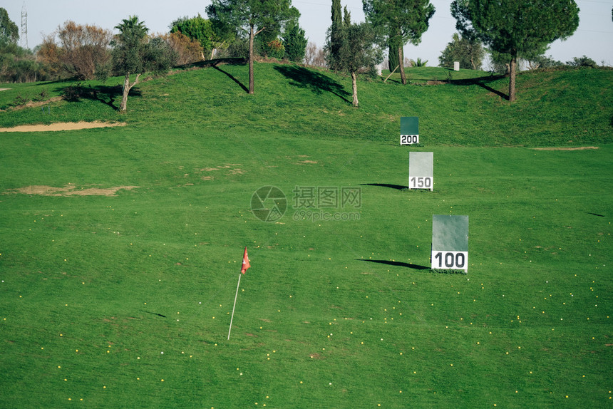 播放器高尔夫练习场全景有仪表标志的球场娱乐自由图片