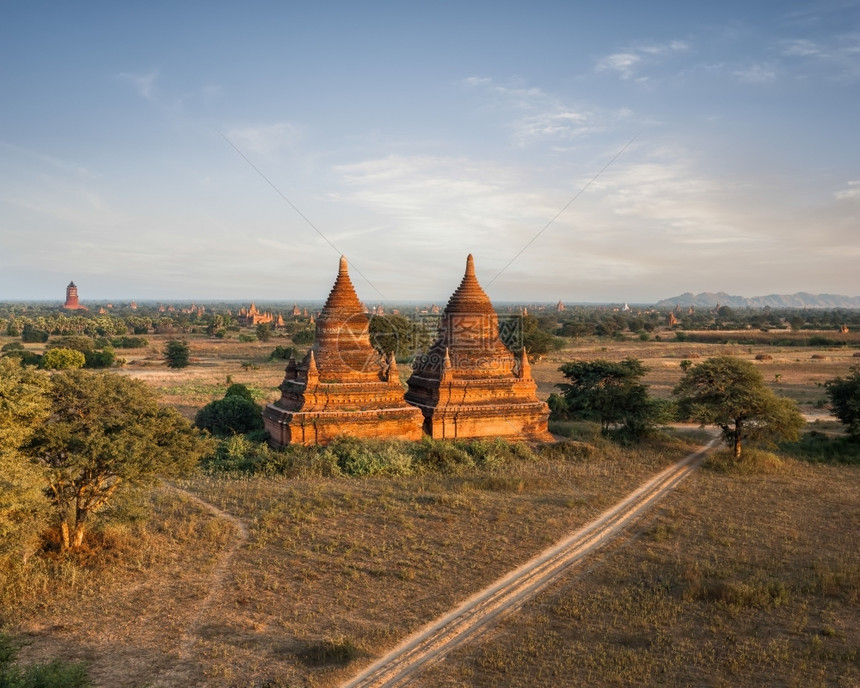 仰光地标缅甸Bagan王国古老佛教寺庙的令人惊叹建筑缅甸布甘王国首都图片
