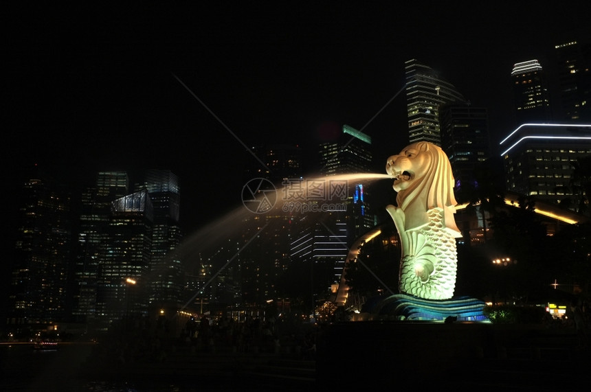 亚洲人新加坡城市夜间的颜色和照明场景旅行象征图片