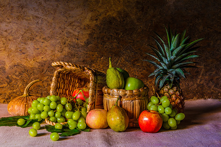 变化将水果放在由天然材料制成的篮子里死生果实优质感恩图片