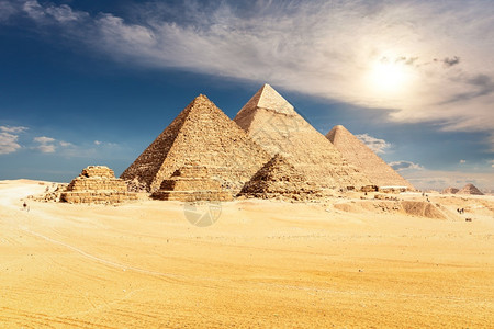 墓观光吉萨金字塔埃及开罗附近著名的景象伟大图片