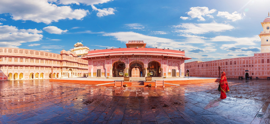 斋浦尔市宫殿内院美丽的全景印度斋浦尔市宫殿内院印度国民遗产版税图片