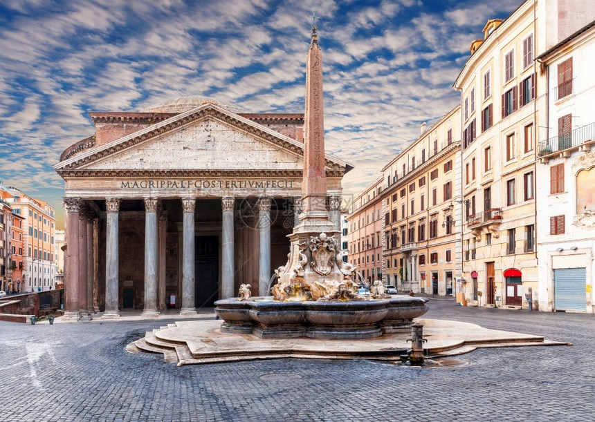 旅行对意大利罗马通达广场一神天和不老泉的观察镇丰塔纳图片