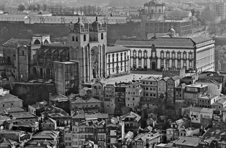 教科文组织葡萄牙波尔图城市航空以黑白两色户外建筑学图片