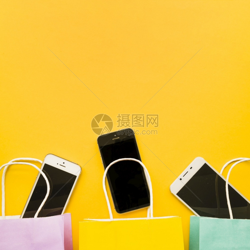 外部智能手机购物袋高分辨率照片智能手机购物袋高品质照片男人短信图片