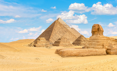 地点吉萨沙漠中的古金字塔和斯芬克埃及古金字塔和斯芬克女王墓图片