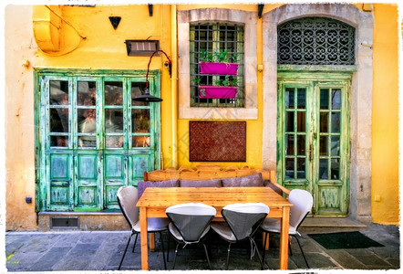 户外希腊语克里特岛Rethymnon镇传统街头小餐馆假期图片