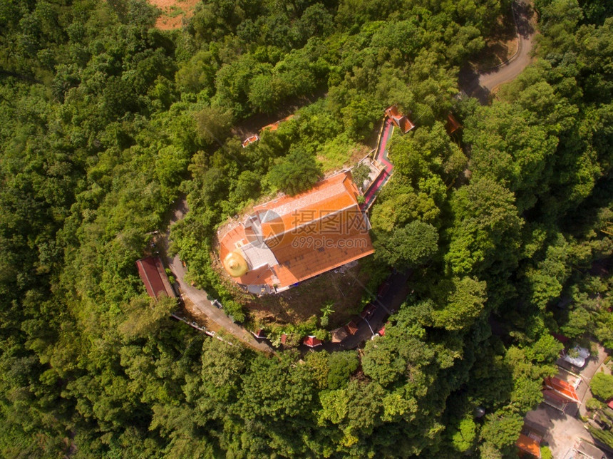 斋戒Kyaikhtiyo寺庙泰国普吉的空中观察大约缅甸图片