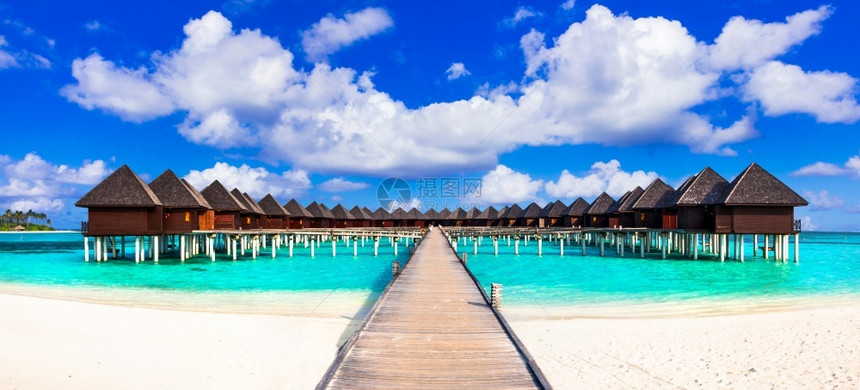 旅行孤独马尔代夫岛屿豪华度假水别墅旅游的图片