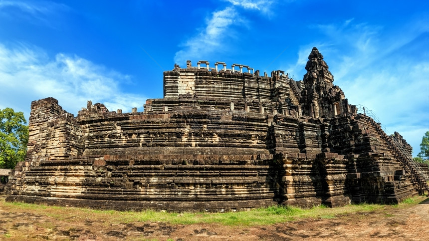 AngkorWat综合建筑群Baphuon寺庙全景柬埔寨暹粒建造旅游传统的图片