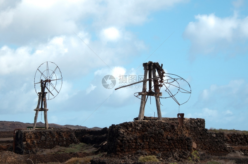 古老的遗产电西班牙加那利群岛兰萨罗特的旧风车图片