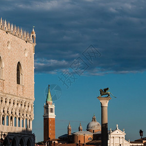 圣乔治马吉尔贝塔和意大利威尼斯的双狮子专栏天空柱古老的图片