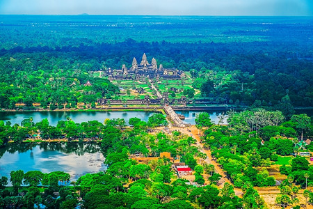 柬埔寨人高棉雕像柬埔寨东南亚吴哥渡寺的空中景象图片