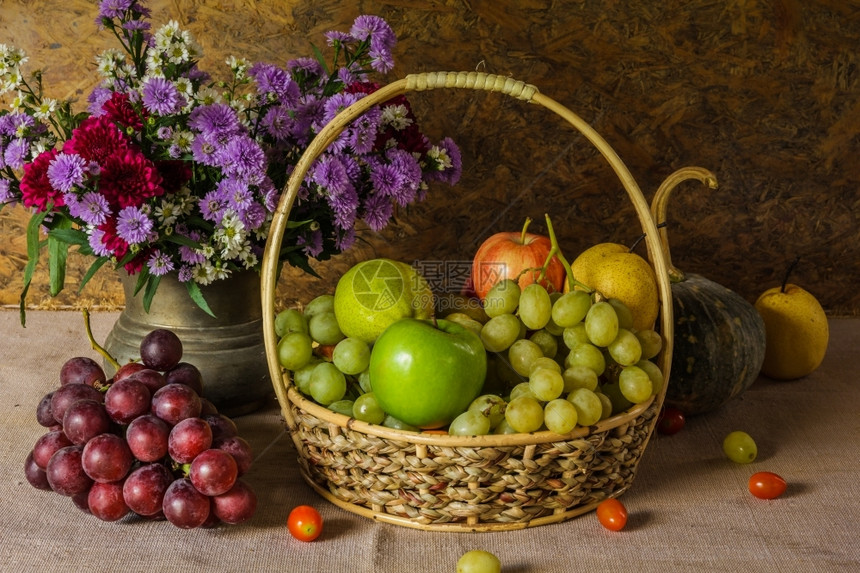 维他命梨仍然有果子的生活由一朵美丽的花瓶来安排厨房图片