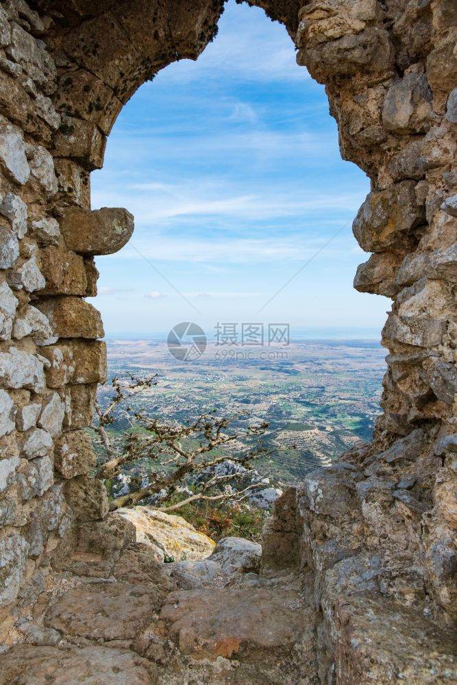 Kantara塞浦路斯2018年6月9日从Kantara城堡塞浦路斯Ammochostos区三座Pentadaktylos山脉城图片