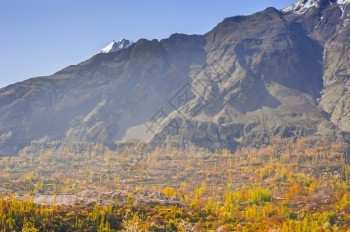 冒险城市的巴基斯坦北部地区秋季的Hunza山谷美丽的地貌景观自然图片