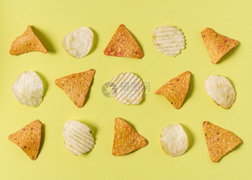 土豆薯片解析和高品质的美相平板土薯片的玉米粉优质的美丽照片概念优雅的图片食物新鲜白色图片