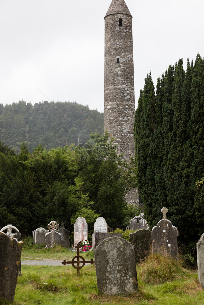 Glendalough是爱尔兰最重要的修道院遗址之一旅行图片