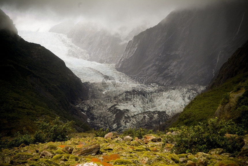 波峰弗朗兹约瑟夫冰川新西兰跋涉图片