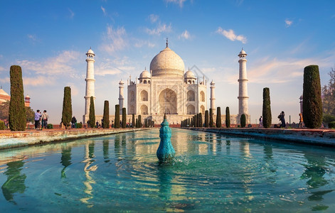 历史印度塔杰马哈勒纪念碑美丽的白日风景大理石泰姬陵图片