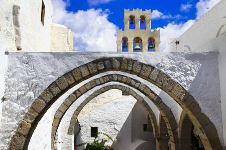 希腊语传统的Patmos岛传统希腊乔拉图片