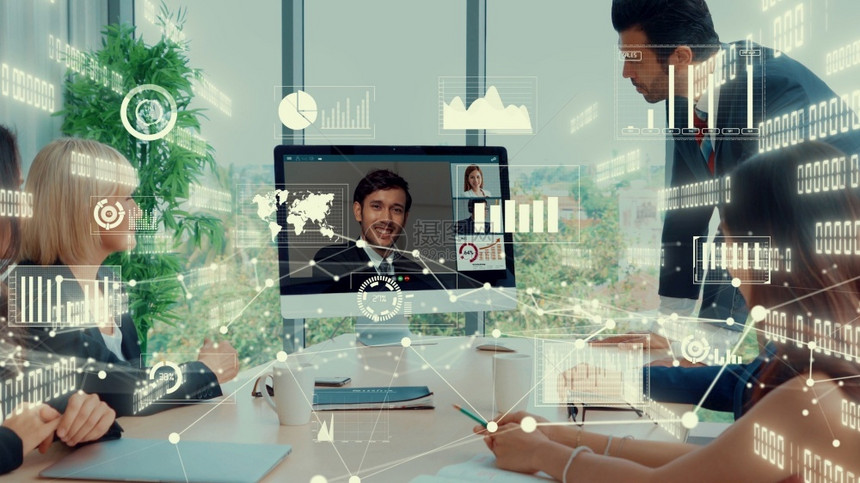 生产团体企业员工视频电话会议中商务人士的创意视觉营销数据分析和投资决策制定的数字技术概念企业员工视频电话会议中商务人士的创意视觉图片