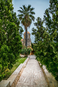 察加罗隆希腊干尼亚2013年5月在希腊克里特岛干尼亚地区的Tsagaroli的AgiaTriada修道院2013月在希腊克里特岛的干尼亚背景