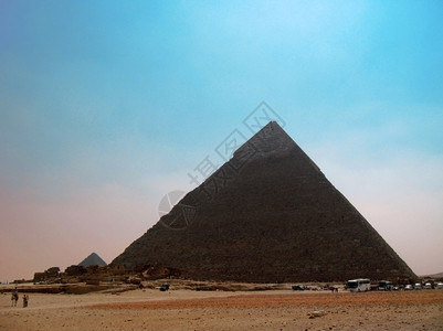 考古学山埃及沙漠的乔普和厨师金字塔图片