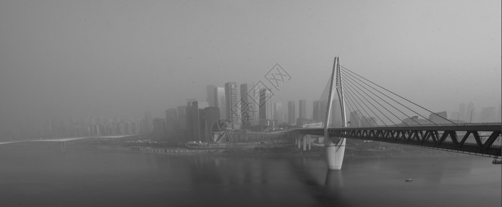 朦胧高的重庆河江天际线高清图片