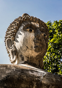 在WatPaSawangBunSaraburi省古佛祖长雕像馆脸古老的泰国图片