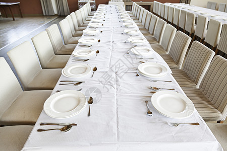 长桌桌布现代简约风格餐厅长桌布置背景