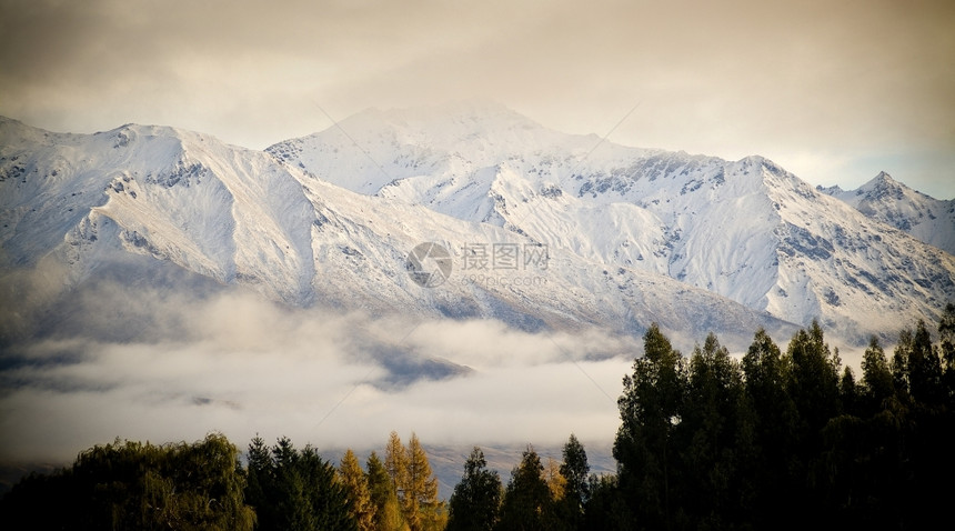 雪山风光图片