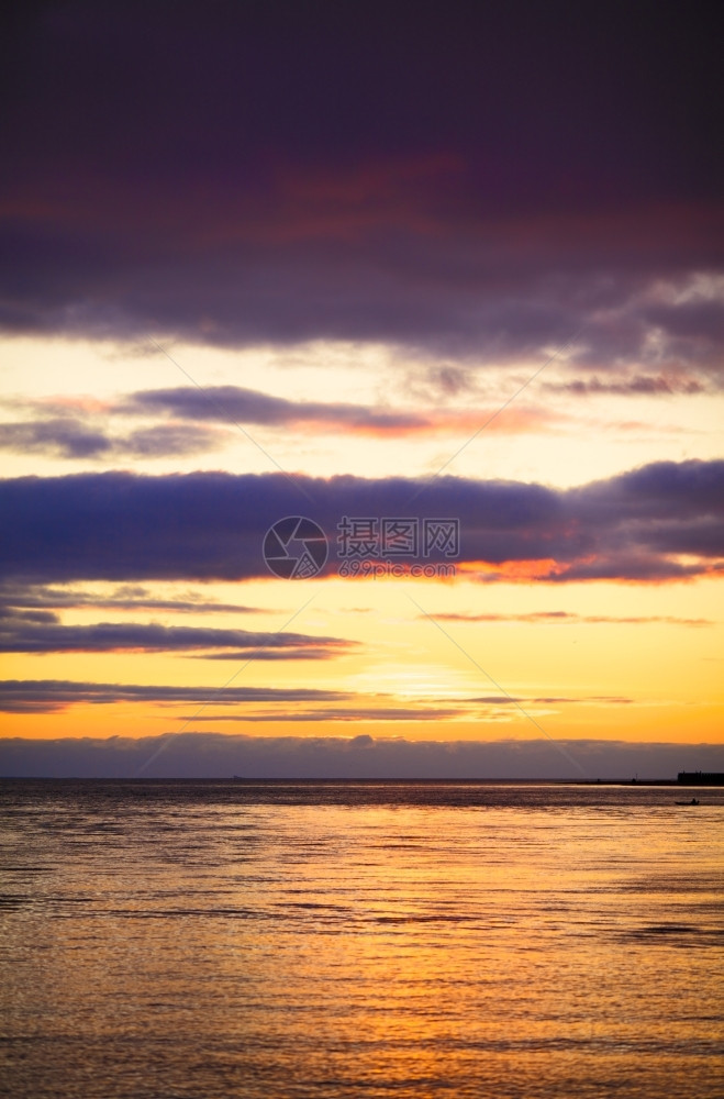 晚上照片气候海美丽的日落波罗海俄斯图片