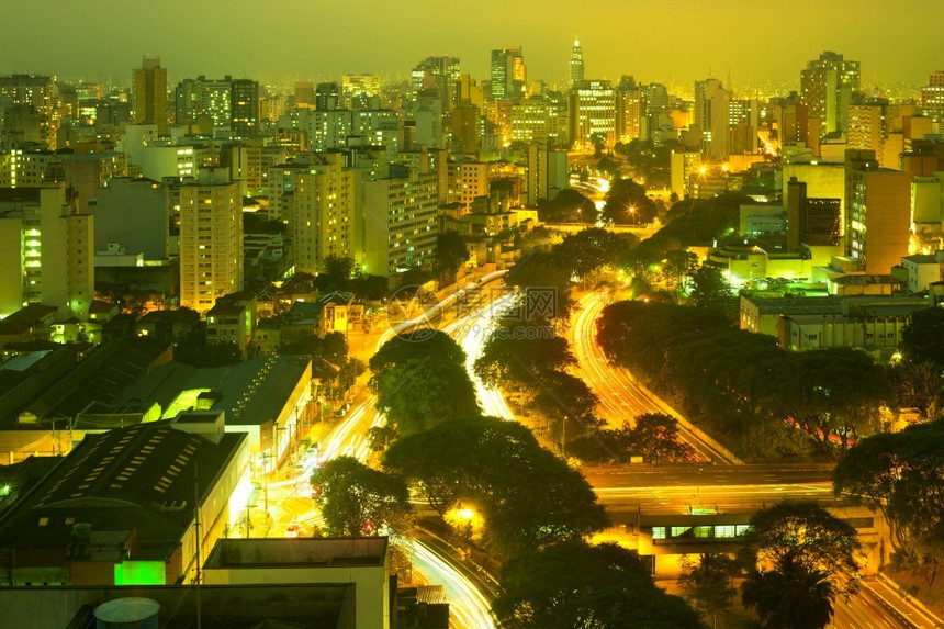 市中心天线和巴西圣保罗德马约23号大道天际线旅行骚图片
