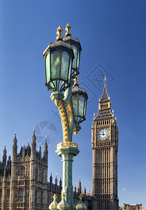 著名的历史钟塔以向伊丽莎白二世女王致敬命名更广为人知的叫大本场景图片