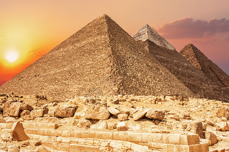 历史地标文化埃及吉萨三座最著名的金字塔埃及吉萨三座最著名的金字塔图片