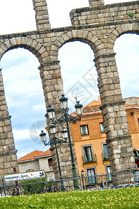 塞戈维亚的罗曼水道第一世纪反倾销界念碑基金塞戈维亚教科文组织世界遗产地西班牙卡斯蒂利亚和莱昂西班牙欧洲花岗岩支柱渡槽背景