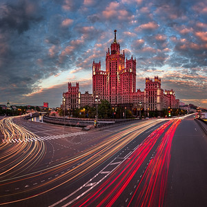 科捷尔尼切斯卡娅城市景观摩天大楼高清图片