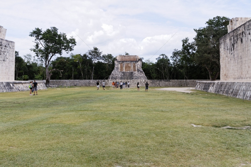 风景优美墨西哥奇琴伊察201年月3日奇琴伊察玛雅遗址每年有140万游客是世界上访问量排名第1的景点城市文明图片