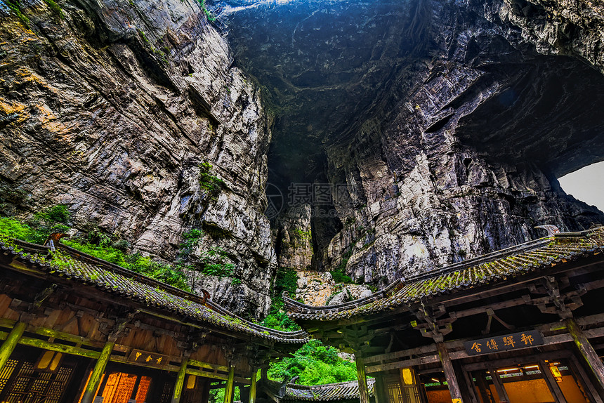 国民山腰长水峡谷Difeng的WulongKarst石灰岩层这是武龙家世界自然遗产的重要组成部分悬崖图片