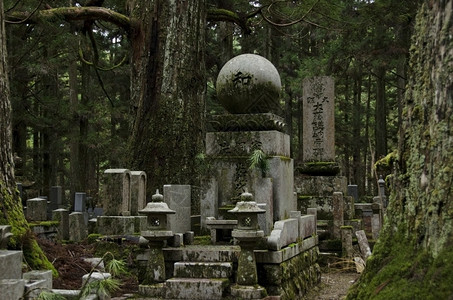 寺庙碑日本世界遗产和歌山高野的奥之院高清图片