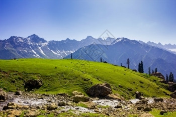 查谟和克什米尔邦索纳马格山雪的美丽景旅行吸引力状态高清图片