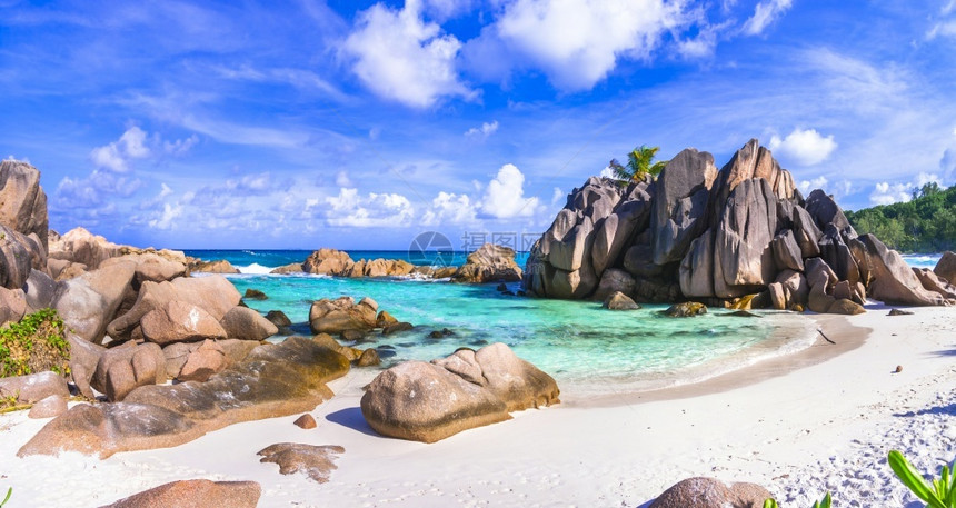 世界上最风景和美丽的热带海滩之一塞舌尔拉迪格岛的AnseCocos花岗岩海洋安宁图片