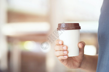 办公室的工人喜欢早上喝热咖啡每天早上喝热咖啡香气杯子美丽的图片