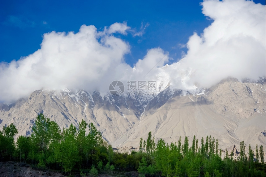 风景名胜冷冻易德利山谷热图片