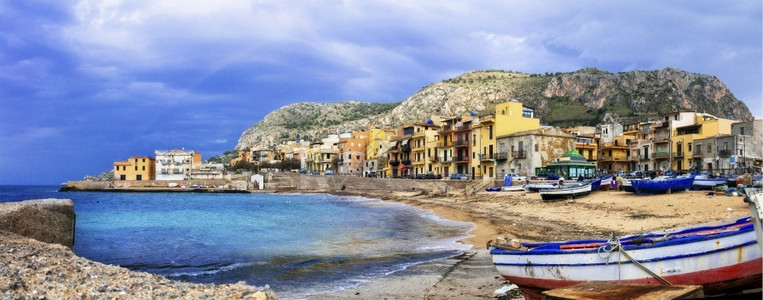 西里岛海岸村庄Aspra意大利的美景船帆天堂图片