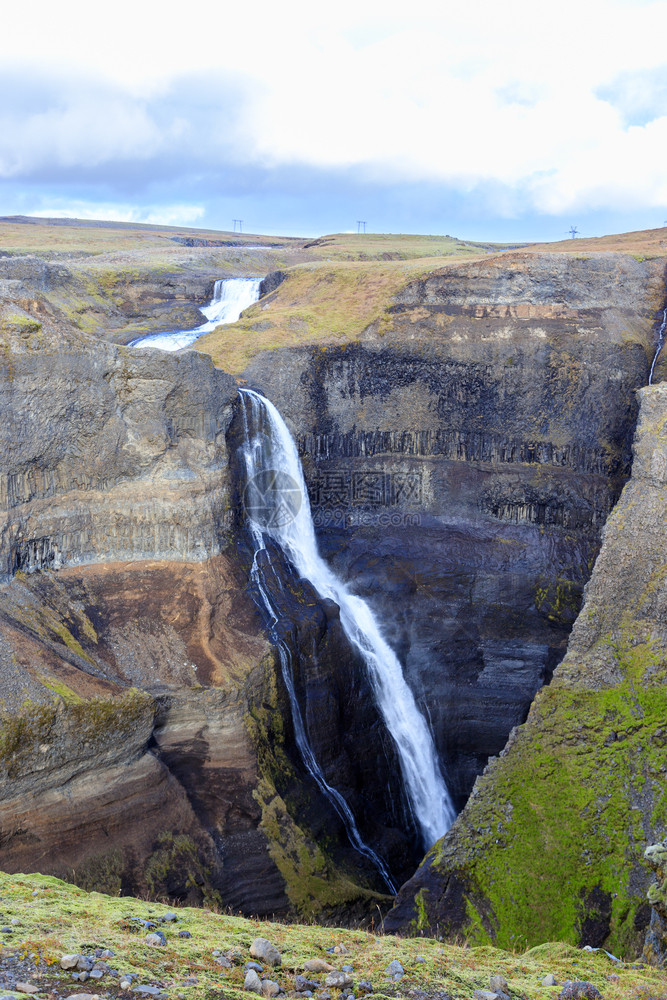 悬崖自然海弗斯瀑布的戏剧概览海弗斯瀑布是冰岛第四大瀑首12米以及冰岛南部Hekla火山附近的多彩峡谷冰岛图片