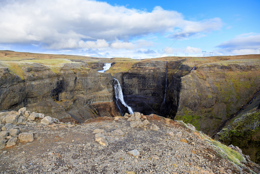 海弗斯瀑布的戏剧概览海弗斯瀑布是冰岛第四大瀑首12米以及冰岛南部Hekla火山附近的多彩峡谷想知道落下小路图片